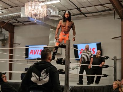 Referee Chris Behrens